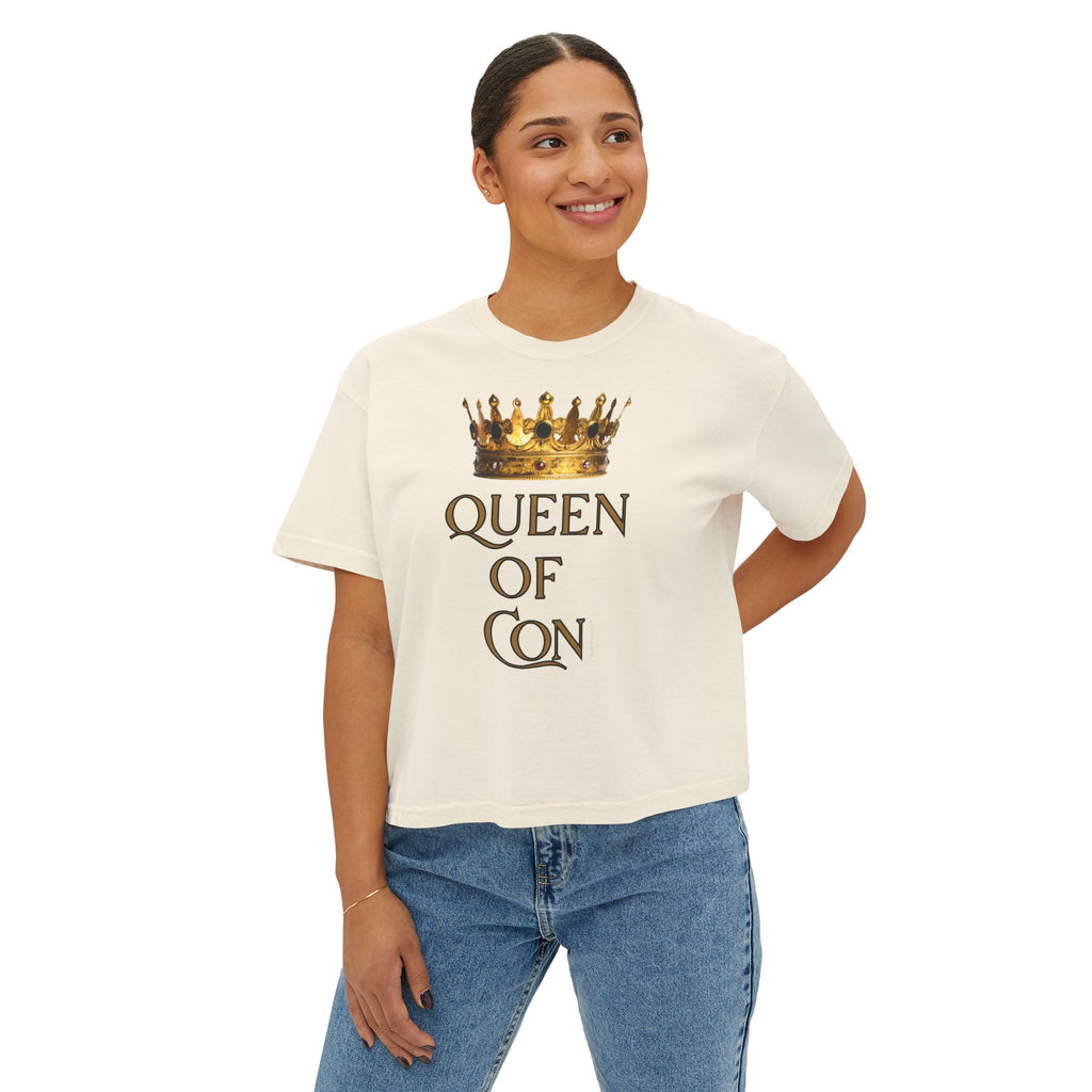Queen of Con by MOBSESSED Women's Boxy Tee