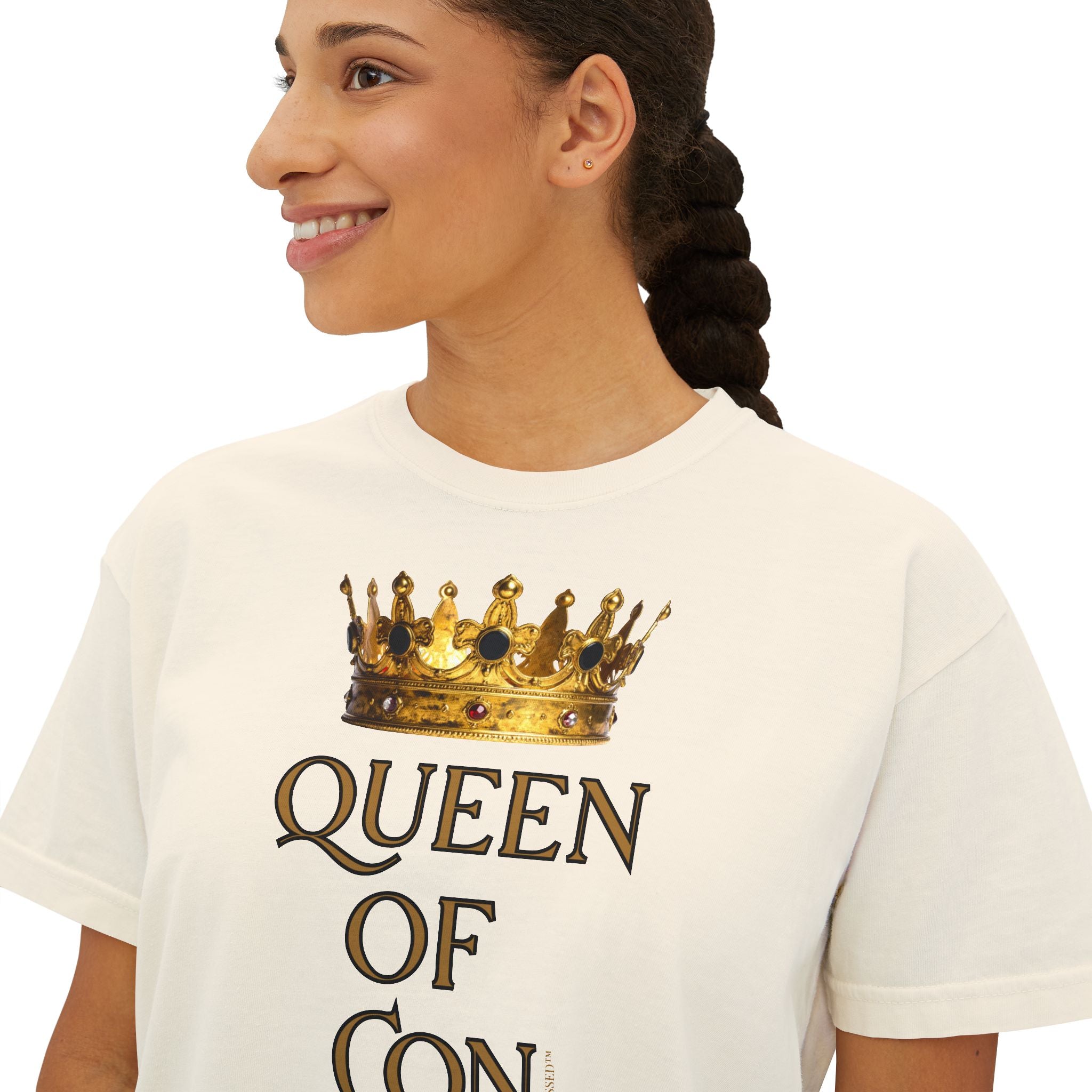 Queen of Con by MOBSESSED Women's Boxy Tee